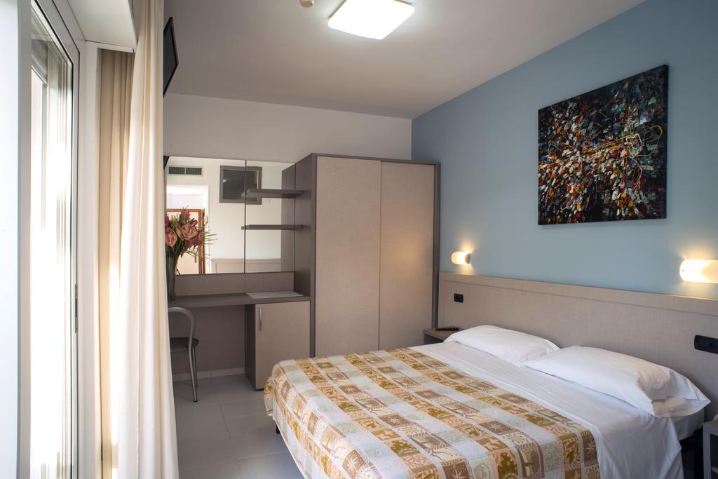 Hotel Clipper Giulianova Esterno foto