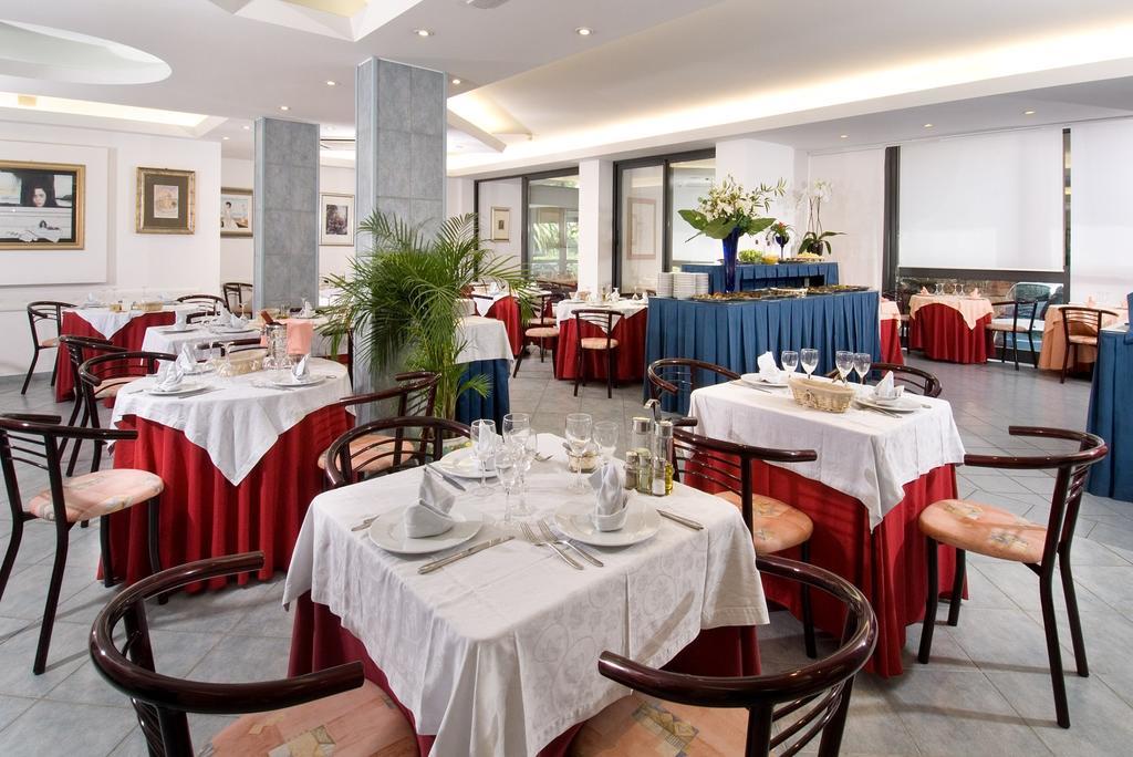 Hotel Clipper Giulianova Esterno foto