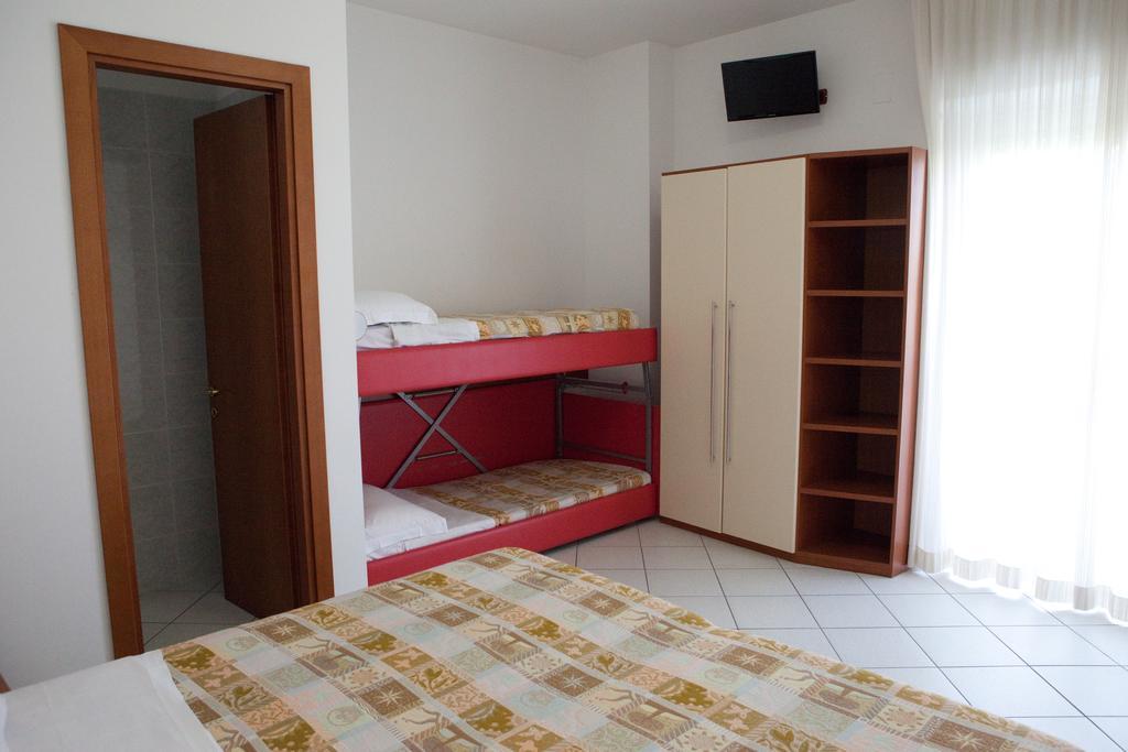 Hotel Clipper Giulianova Esterno foto